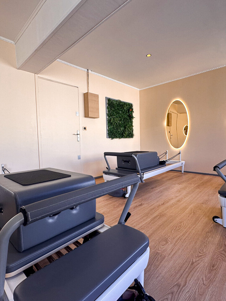 Studio Pilates Reformer Antibes – salle lumineuse et apaisante